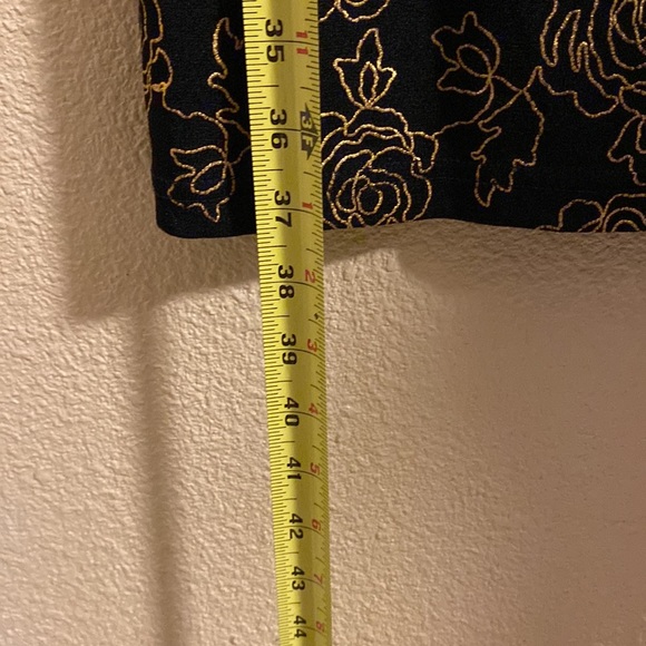 Epic USA Gold Rose Trace Design on Black Maxi Skirt with Back Split - Picture 6 of 16
